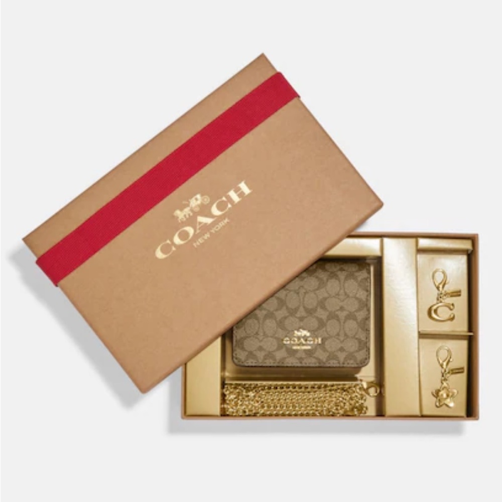 New and still in box coach purse/wallet